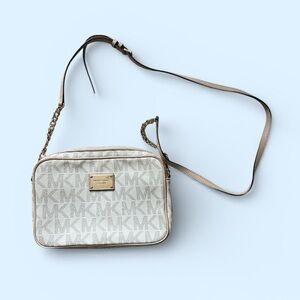 Michael Kors Jetset Vanilla Crossbody Bag MINT CONDITION
